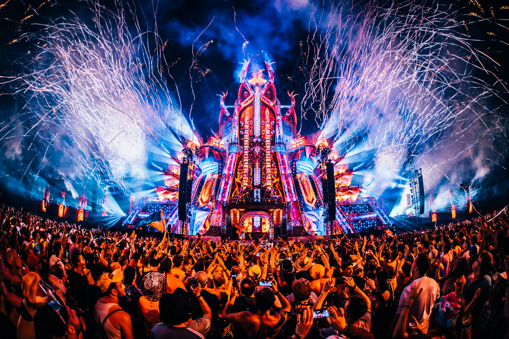 Defqon.1 2023 Biddinghuizen mainstage Red by night light