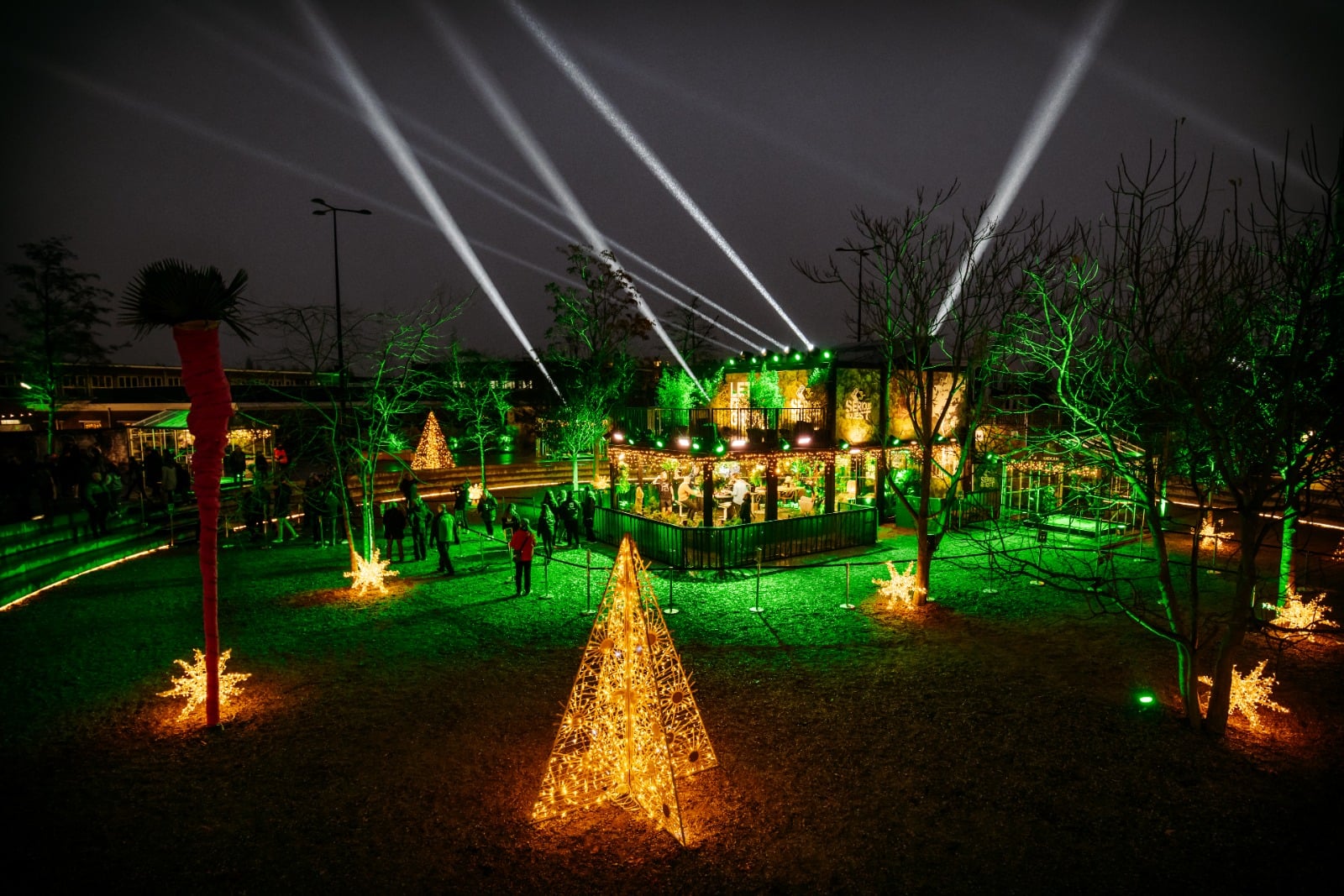 NPO 3FM Serious Request glazen huis Amersfoort 2021 Kerst december inzamelactie