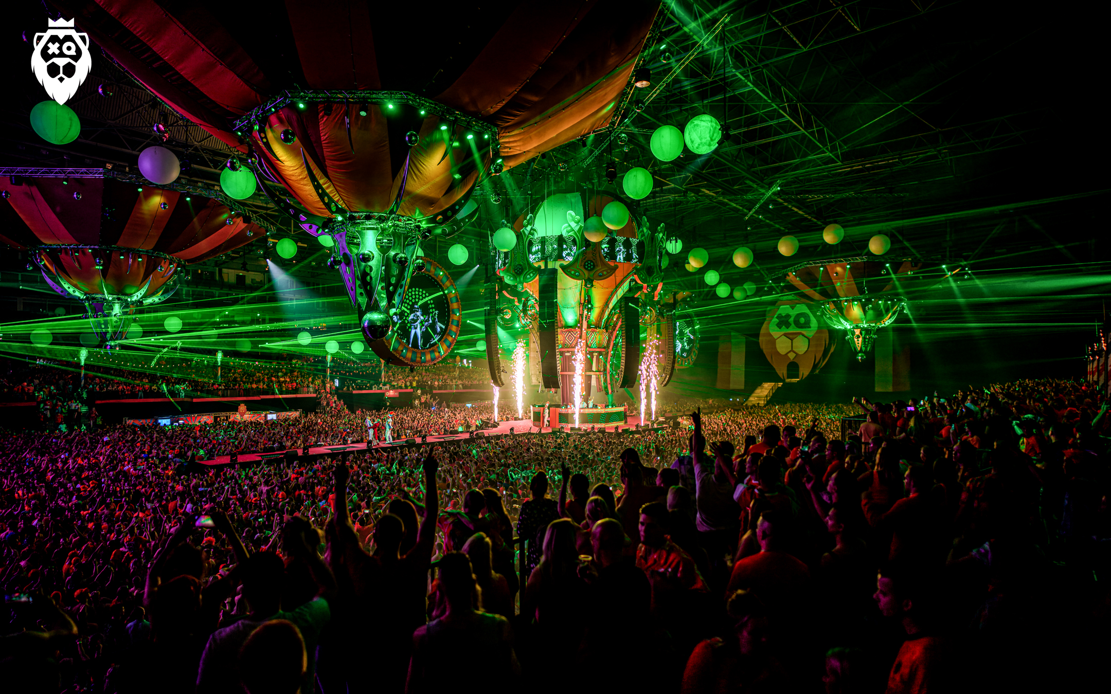 Q-Dance X-Qlusive Holland XXL 2023 Gelredome Arnhem Nederland Production People Licht Geluid Trussing podium feest hardstyle