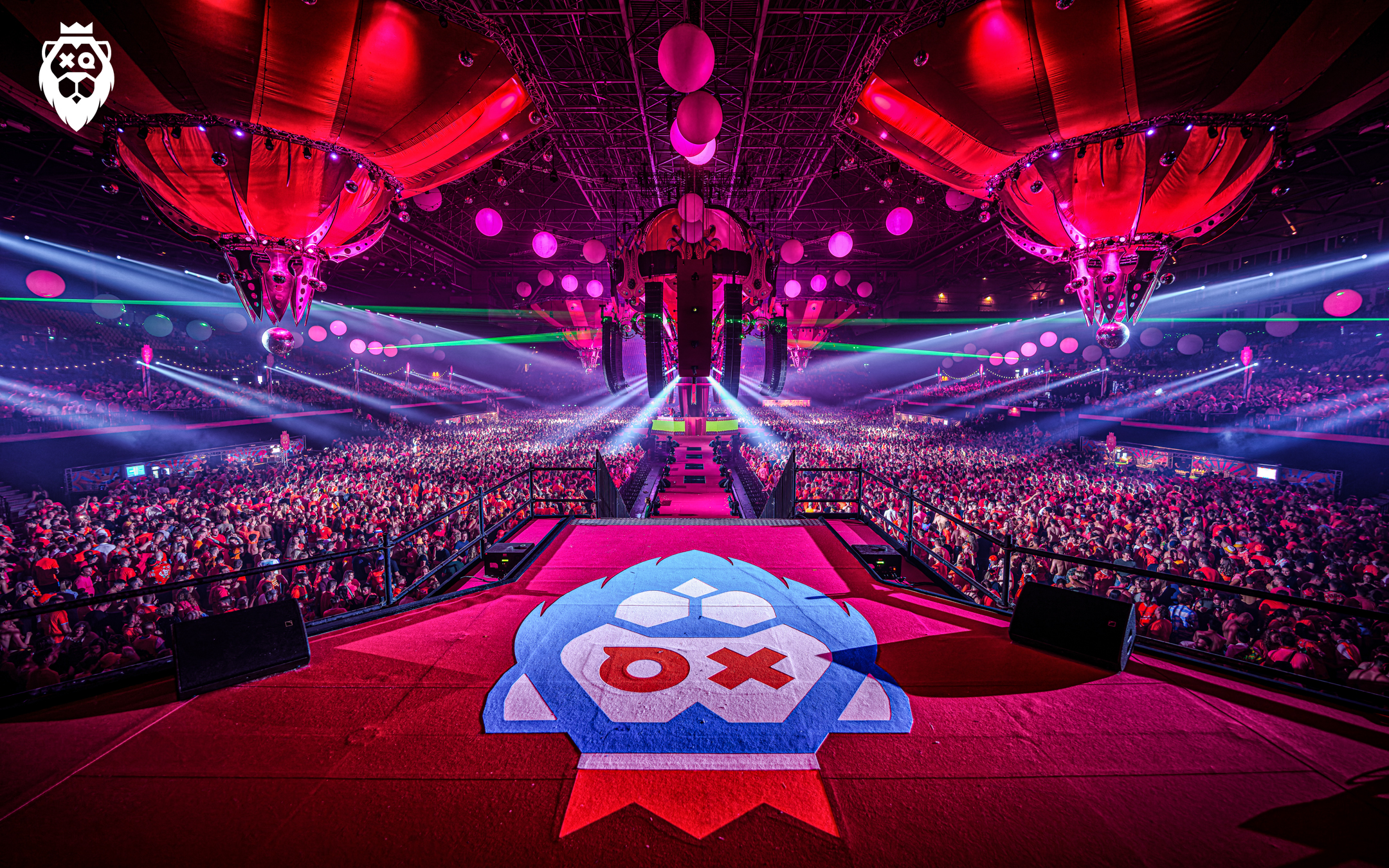 Q-Dance X-Qlusive Holland XXL 2023 Gelredome Arnhem Nederland Production People Licht Geluid Trussing podium feest hardstyle