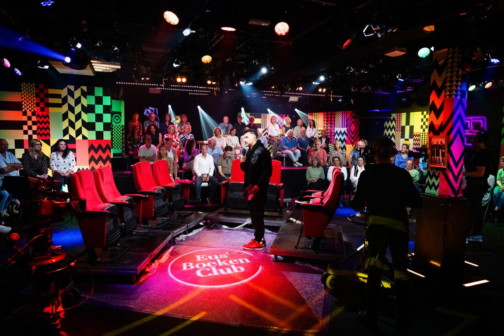 Eus boekenclub TV productie Özcan Akyol NPO 2 NTR Wim Sneller