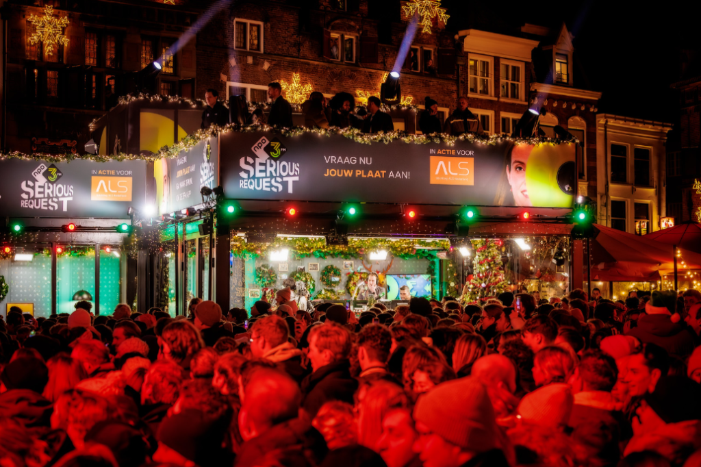 Backbone international 3FM Serious Request 2023 Nijmegen Grote Markt glazen huis foundation stichting ALS Nederland live radio marathon show licht audio rigging production people donations good cause