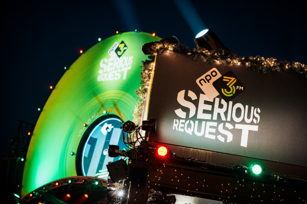 Backbone international 3FM Serious Request 2023 Nijmegen Grote Markt glazen huis foundation stichting ALS Nederland live radio marathon show licht audio rigging production people donations good cause