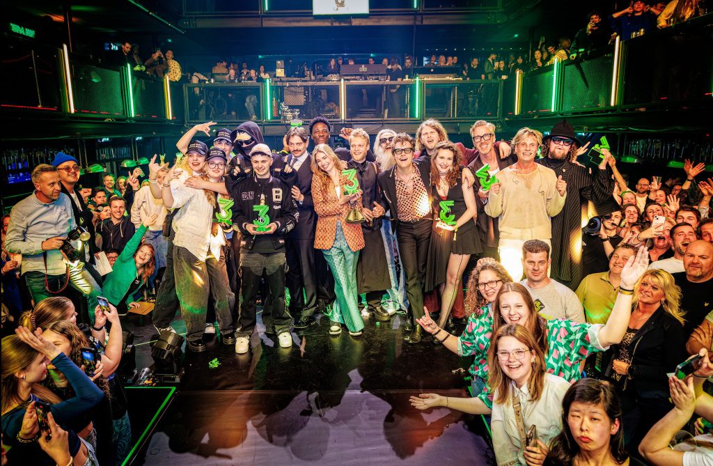 3FM Awards PAARD Den Haag backbone international Joost Klein Roxy Dekker, DI-RECT, The Indien, Douwe Bob, and Anna-Rose Clayton, Pictures by Nathan Reinds and Ben Houdijk light video and rigging by Production People