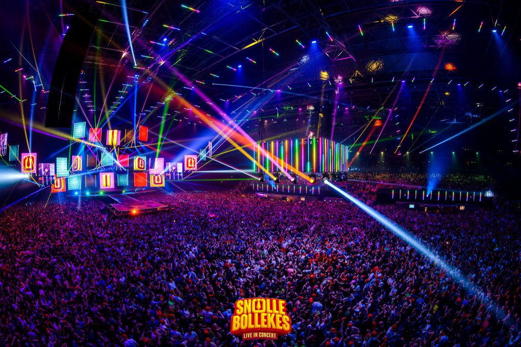 Snollebollekes Live 2024 concert Gelredome Arnhem Matrixx events light, audio, video, rigging by Production People