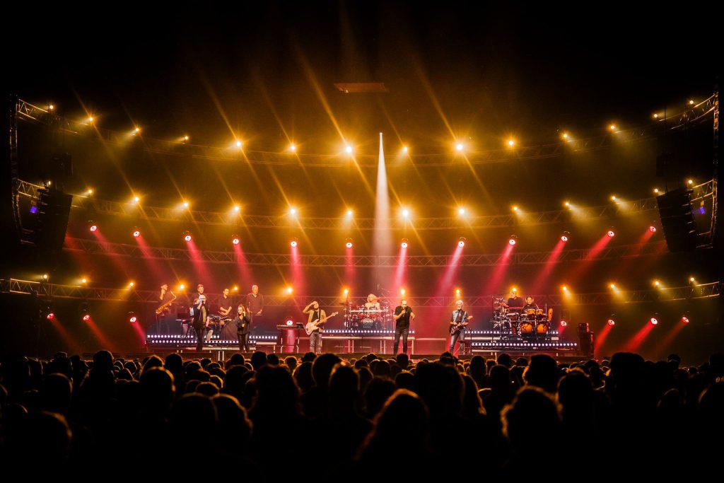 Edwin Evers Band 80 Tour AFAS Live Show Broadcast on RTL light and audio by Production People L’Acoustics Varilite Martin Professional