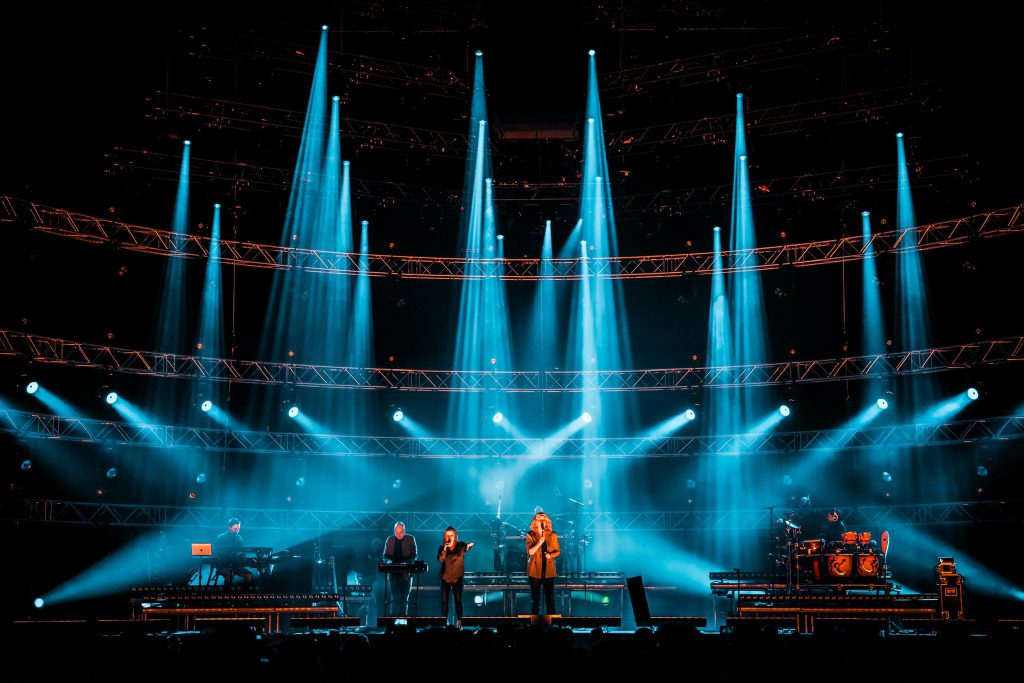 Edwin Evers Band 80 Tour AFAS Live Show Broadcast on RTL light and audio by Production People L’Acoustics Varilite Martin Professional
