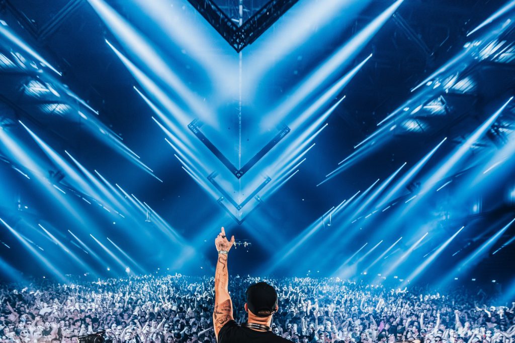 Rotterdam Rave Ahoy Techno Nico Merono Dyen Shlomo Control Room Power Production People light audio and rigging