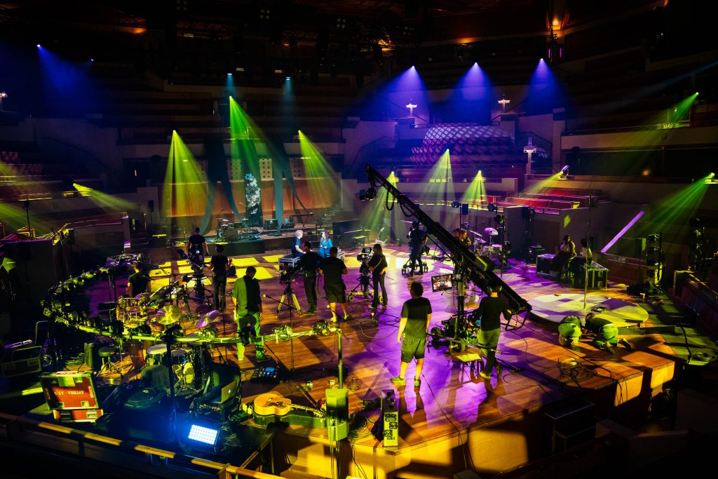 VPRO On Stage Tivoli Vredenburg 2024 season 3 TV shows circle hall NPO 3, lights by Production People, Nathan Reinds, Jessie Kamp, Ben Houdijk