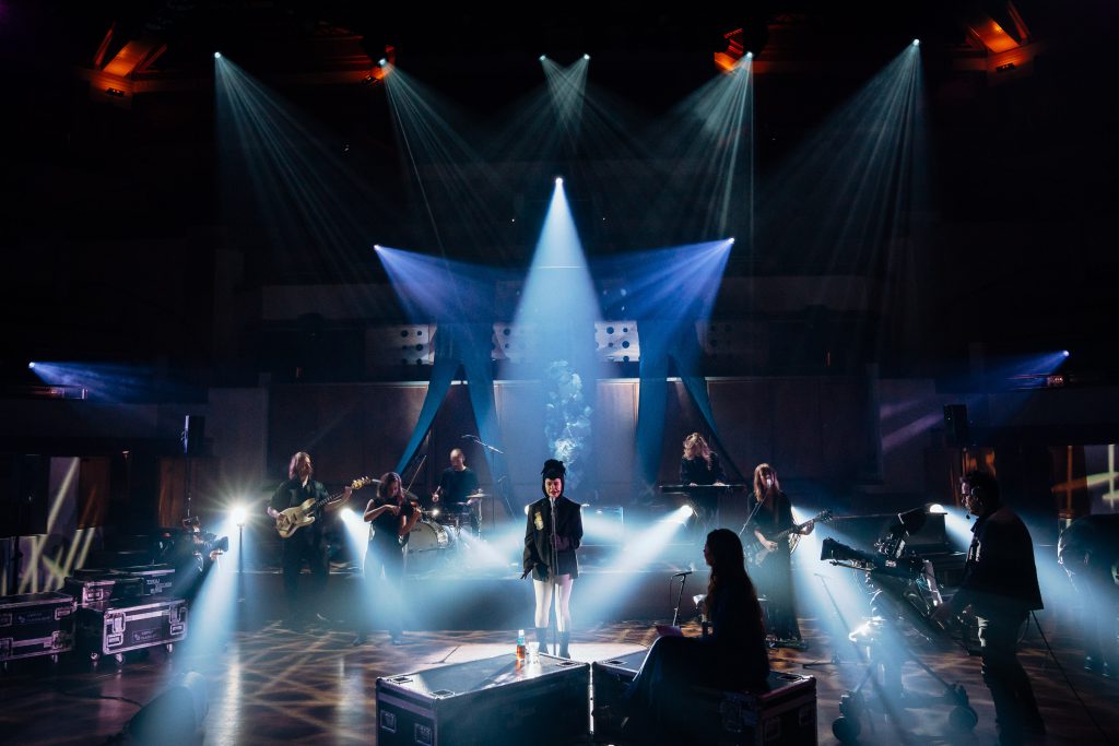 VPRO On Stage Tivoli Vredenburg 2024 season 3 TV shows circle hall NPO 3, lights by Production People, Nathan Reinds, Jessie Kamp, Ben Houdijk