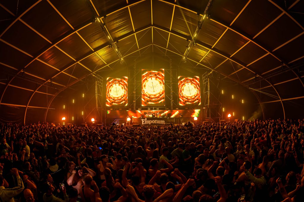 Emporium Festival 2025 Final Edition Berendonck wijchen, Mainstage Full House and Toxxic stage by Matrixx Events. Light audio video technieken material by Production People