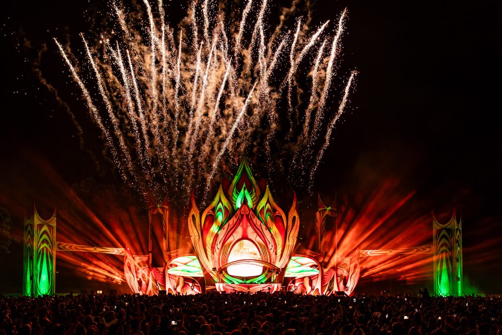 Emporium Festival 2025 Final Edition Berendonck wijchen, Mainstage Full House and Toxxic stage by Matrixx Events. Light audio video technieken material by Production People