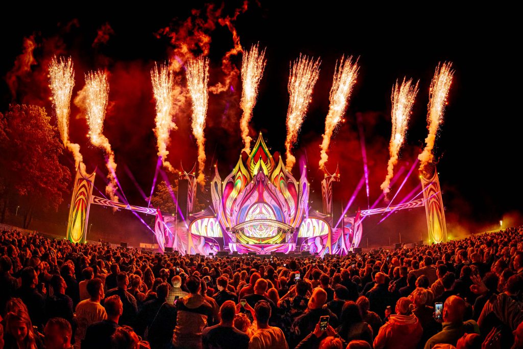 Emporium Festival 2025 Final Edition Berendonck wijchen, Mainstage Full House and Toxxic stage by Matrixx Events. Light audio video technieken material by Production People